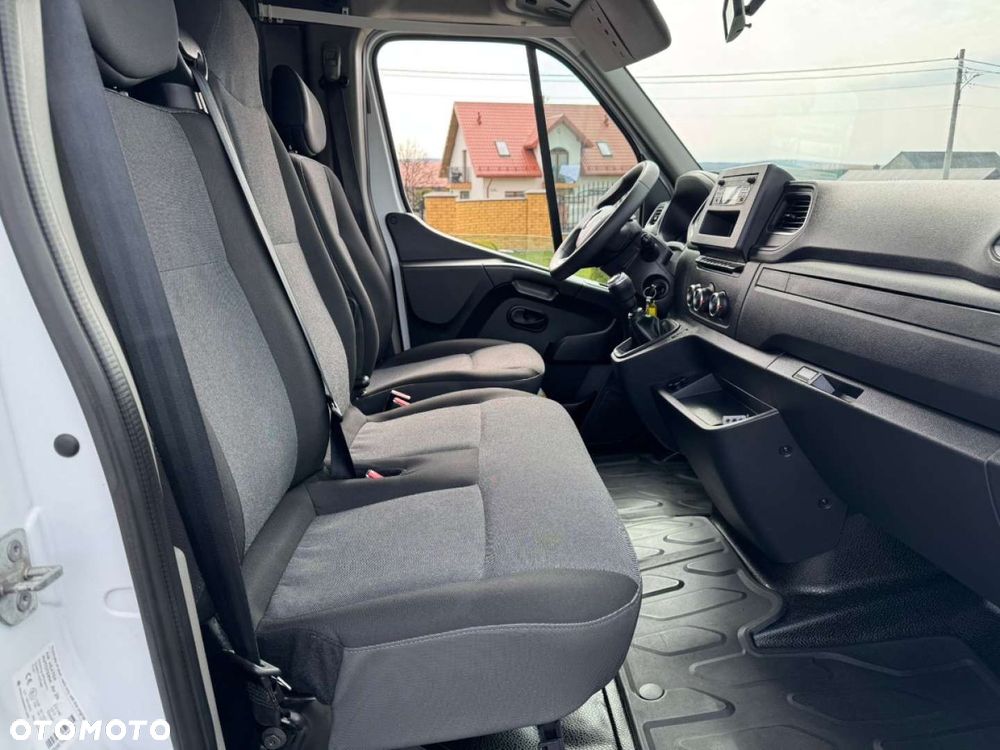 Renault Master 10 europalet  Sypialka XL - 32
