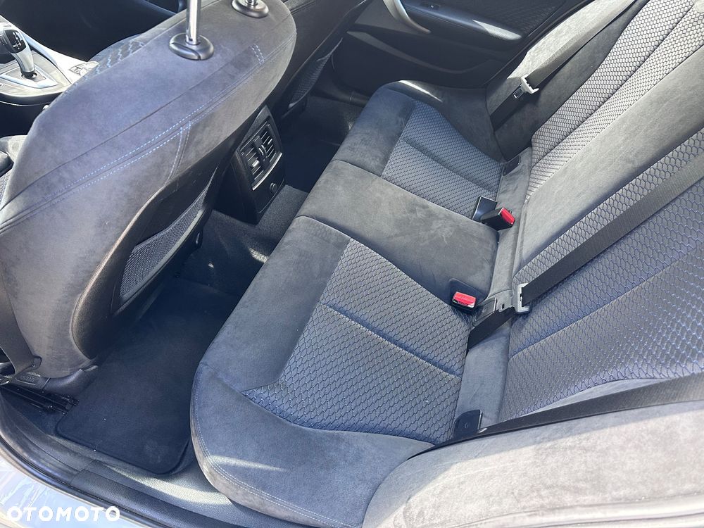 BMW Seria 1 118i - 13
