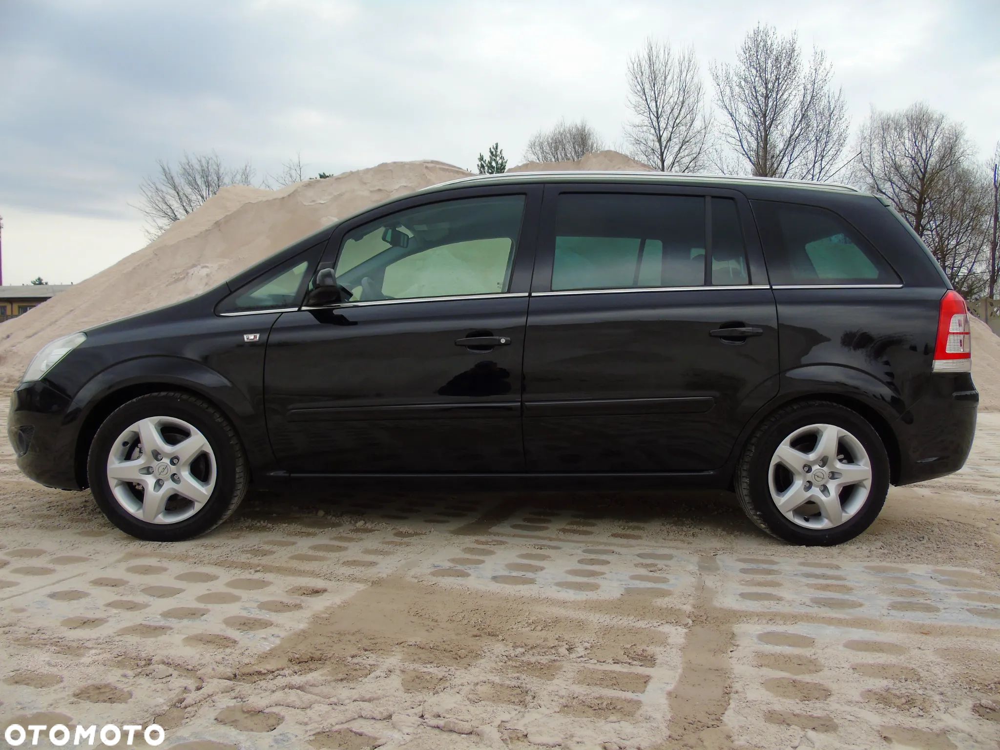 Opel Zafira 1.8 Navi - 1