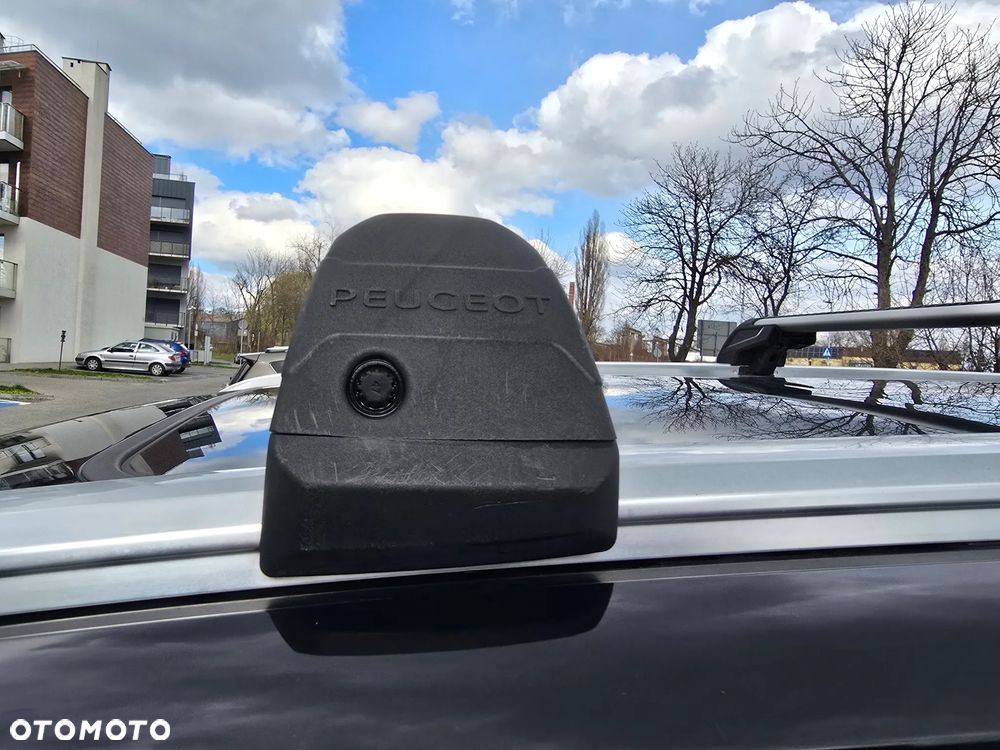 Peugeot 5008 1.6 THP Active S&S EAT6 - 25