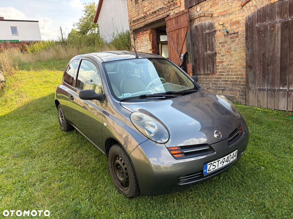 Nissan Micra - 1