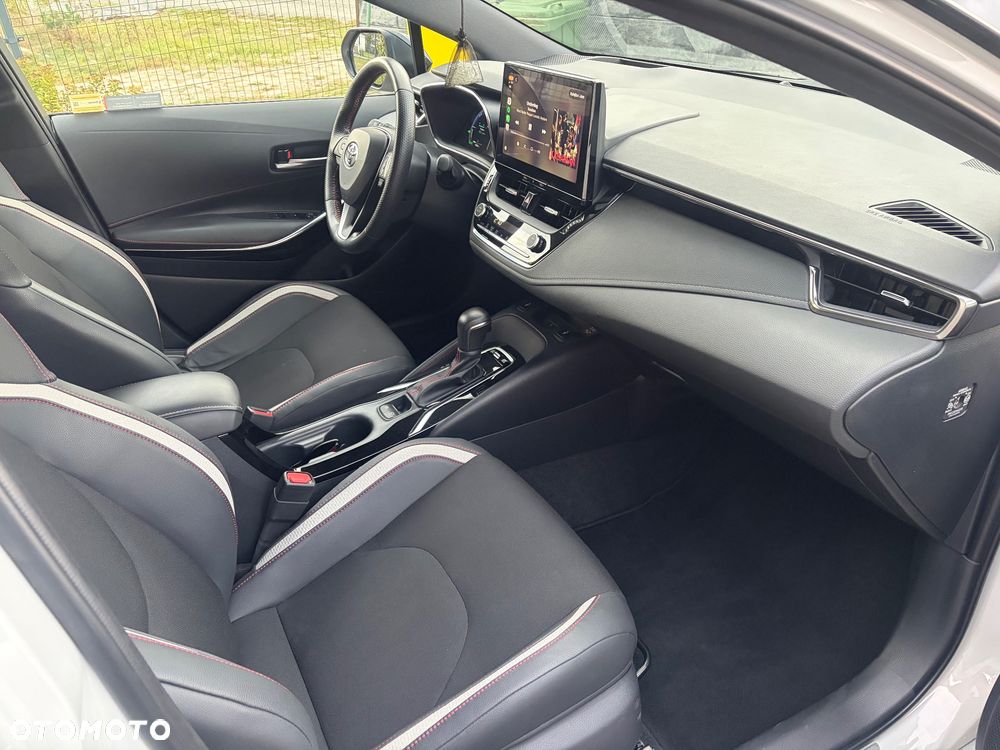Toyota Corolla - 11