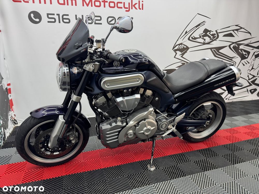 Yamaha MT - 8