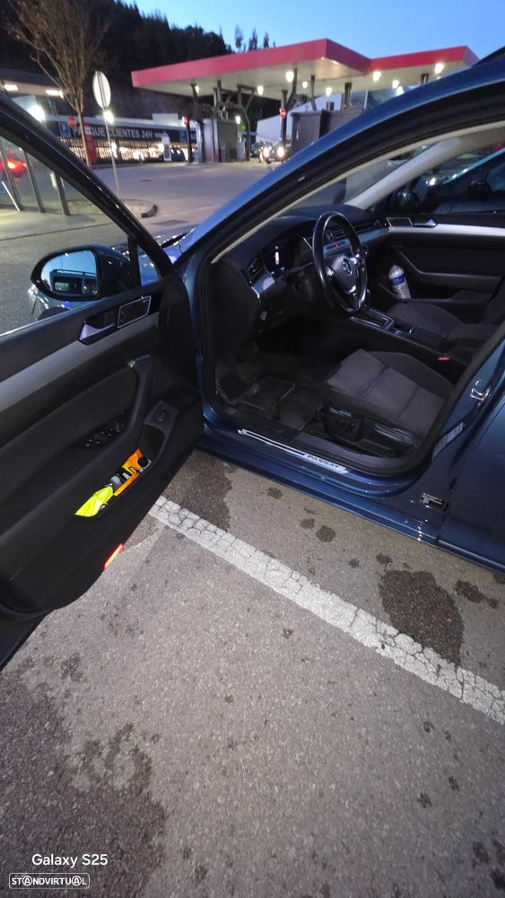 VW Passat Variant 1.6 TDI (BlueMotion ) DSG Comfortline - 14