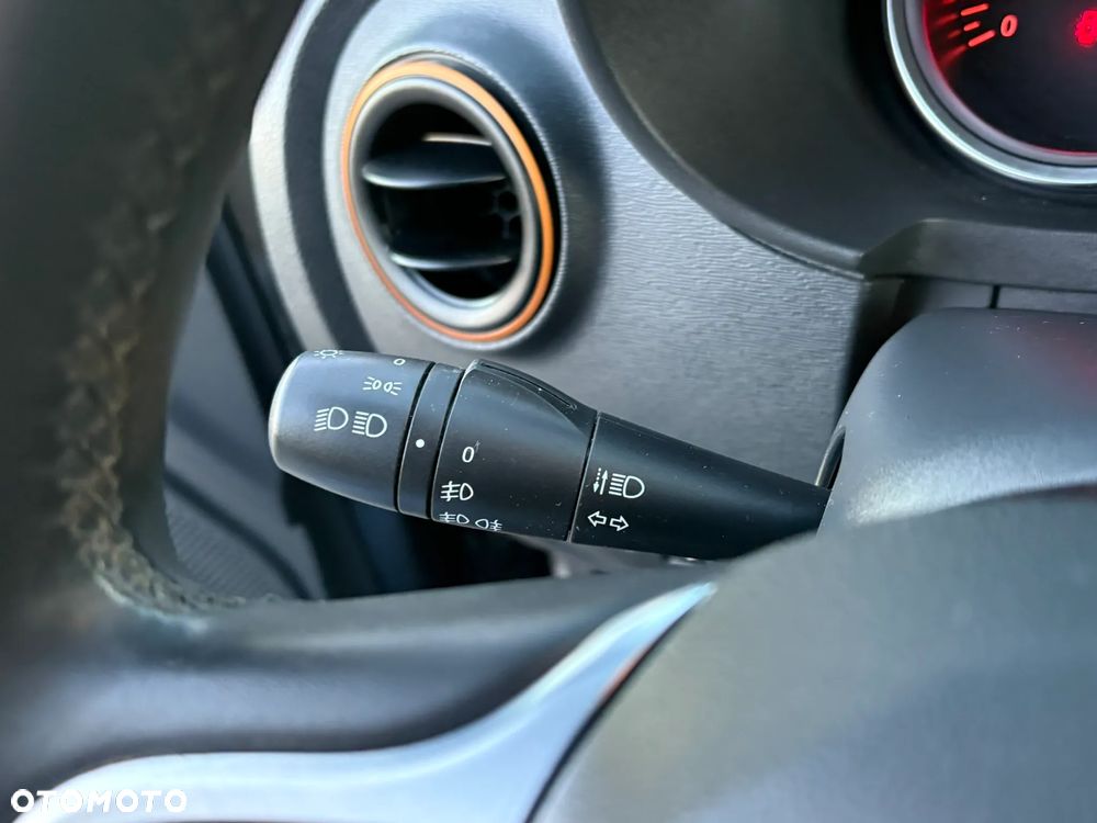 Dacia Dokker dCi 90 Stepway Celebration - 23