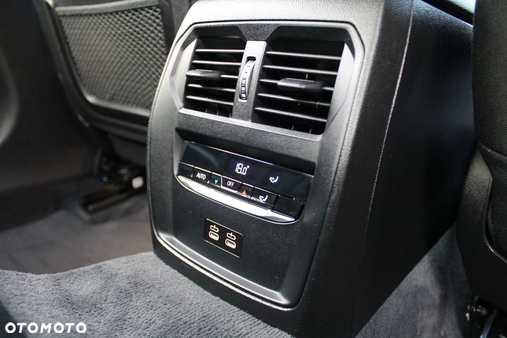 BMW Seria 3 318i Advantage sport - 28