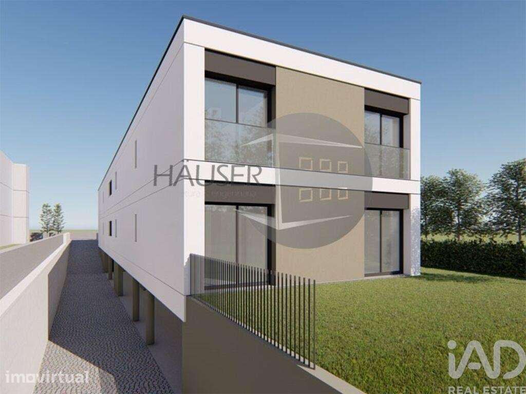 Apartamento T2 em Galegos (Santa Maria) de 100,00 m2 - Grande imagem: 2/8