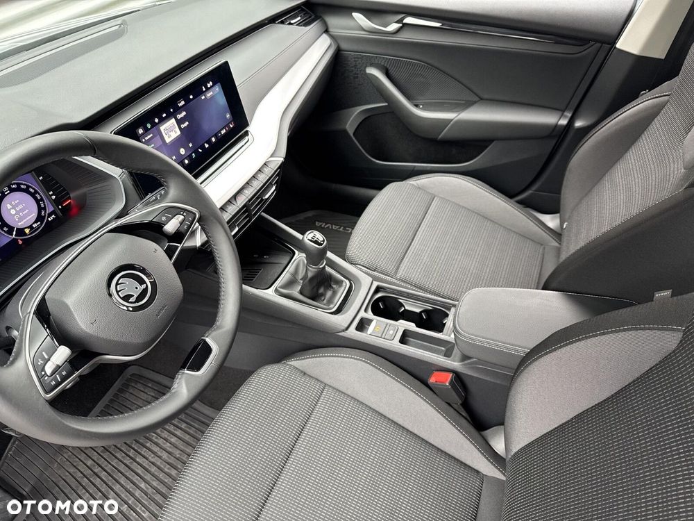 Skoda Octavia 1.5 TSI Selection - 10