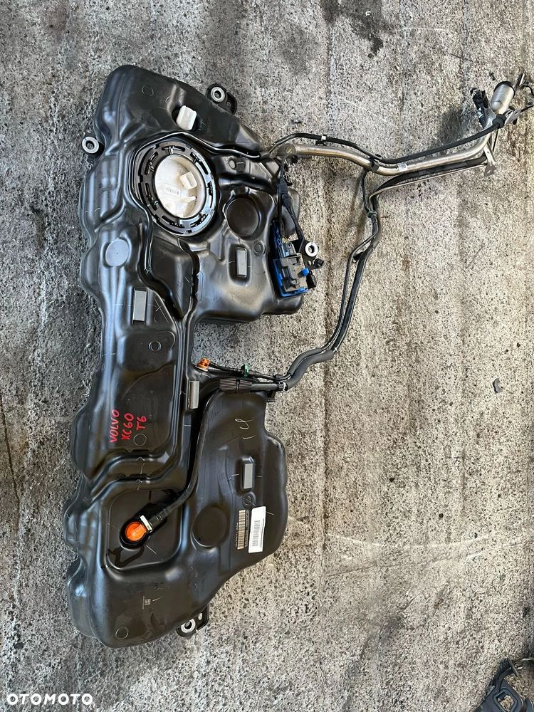 ZBIORNIK PALIWA VOLVO XC60 HYBRYDA - 4