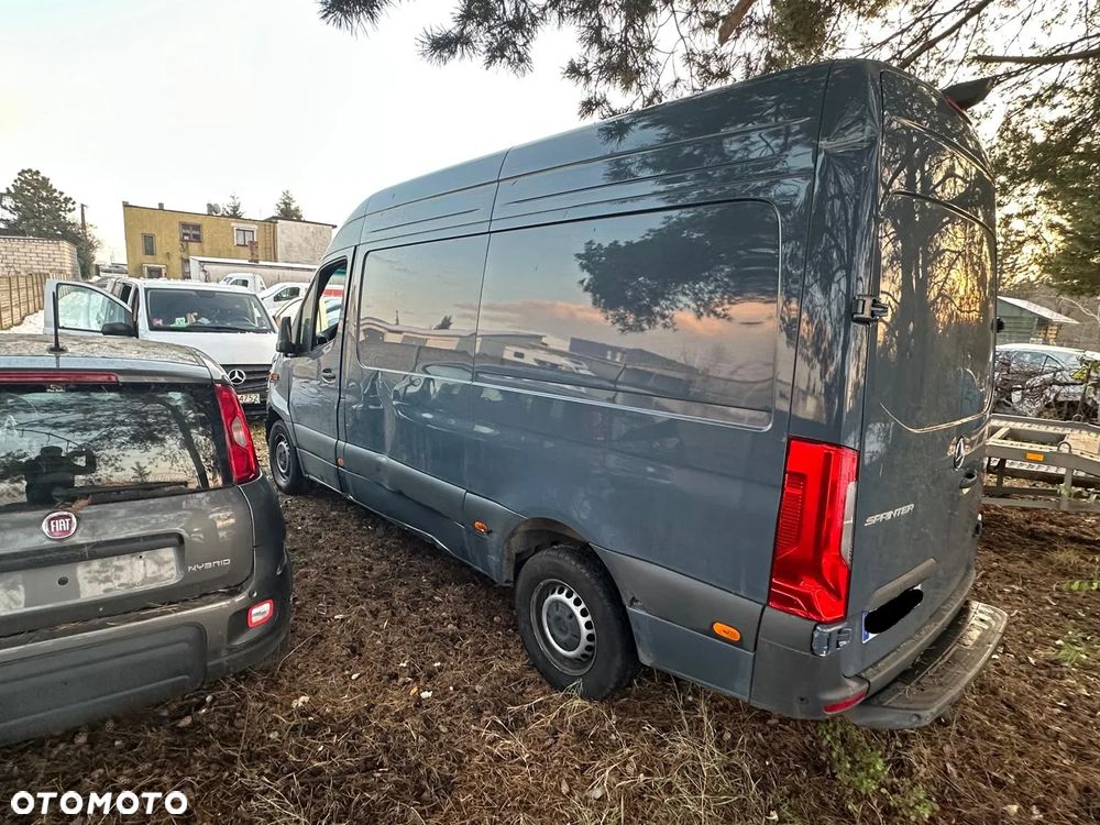 Mercedes-Benz Sprinter 315 - 4