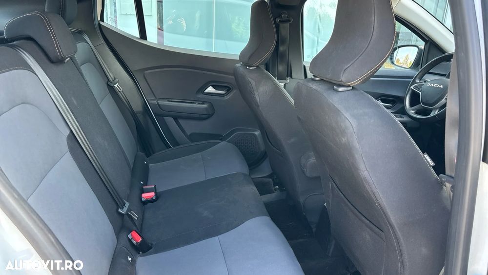 Dacia Sandero Stepway TCe 90 MT6 Essential - 7