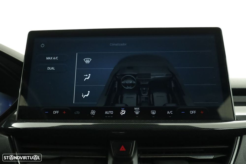 Ford Focus SW 1.0 EcoBoost MHEV ST-Line X - 12