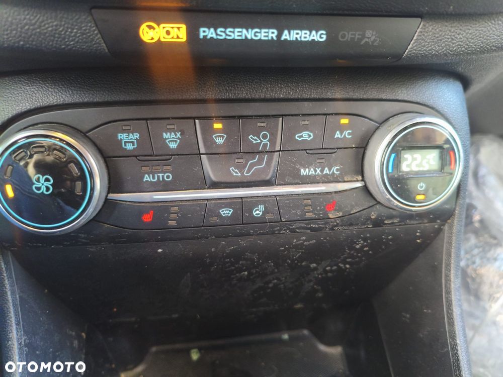 Ford Fiesta 1.0 EcoBoost S&S ST-LINE - 8