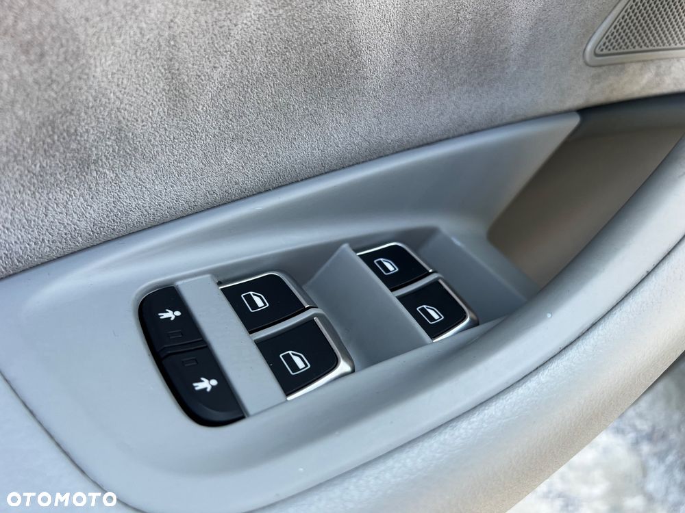 Audi A6 Avant 3.0 TDI DPF quattro S tronic - 16