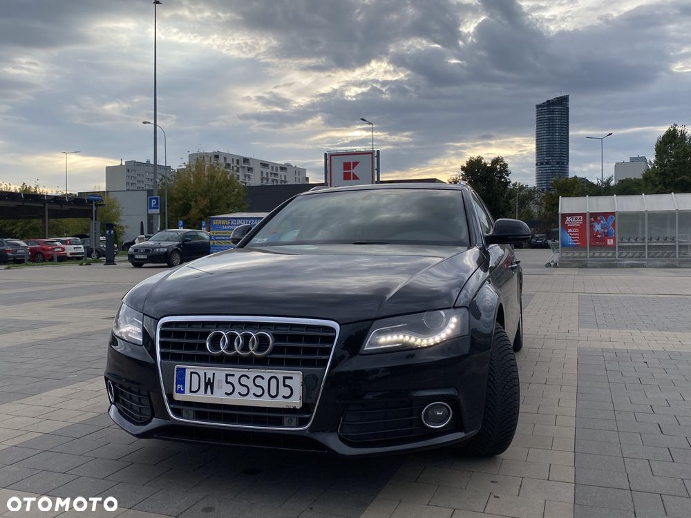Audi A4 Avant - 1