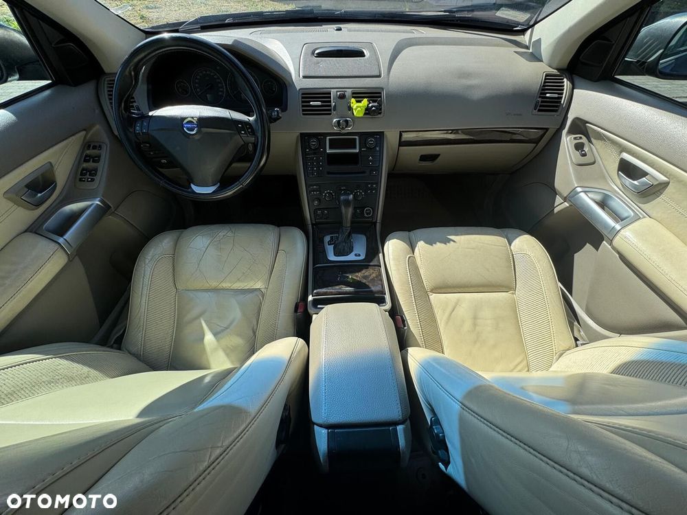 Volvo XC 90 4.4 V8 AWD Executive - 26