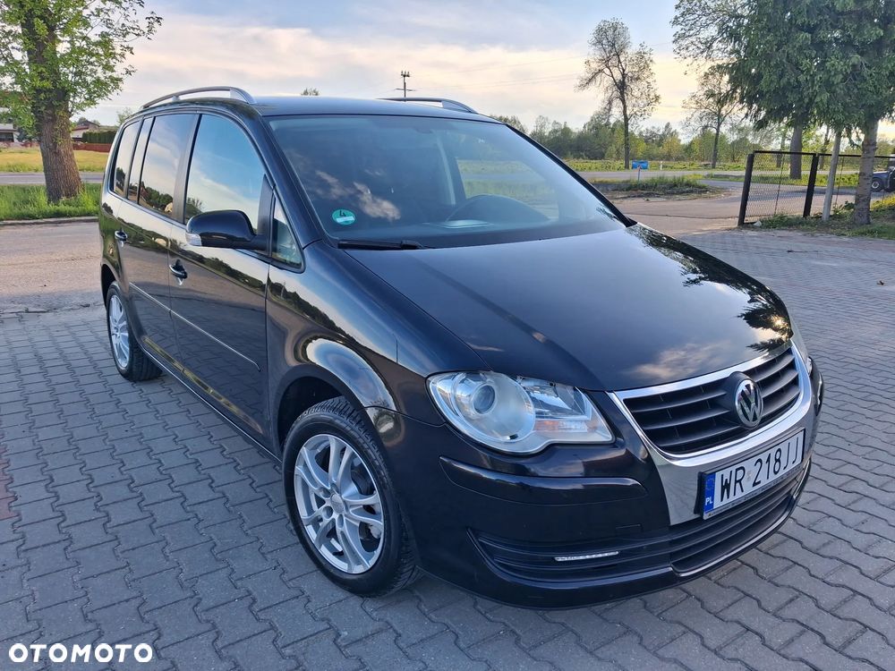 Volkswagen Touran 2.0 TDI DPF Trendline - 4