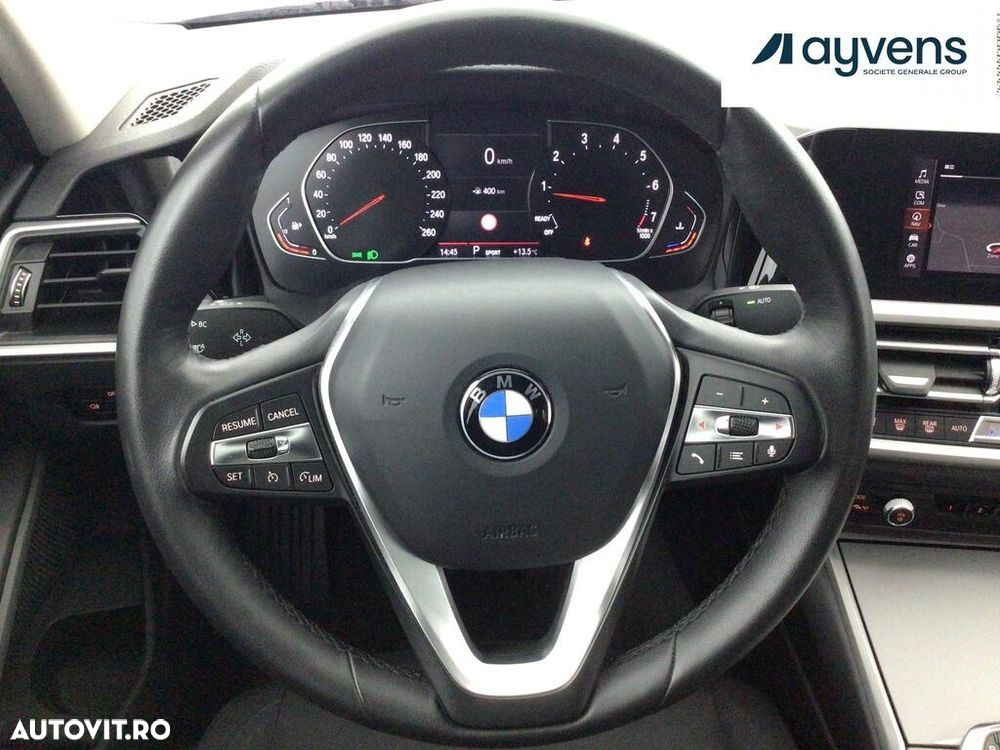 BMW Seria 3 320i AT - 12