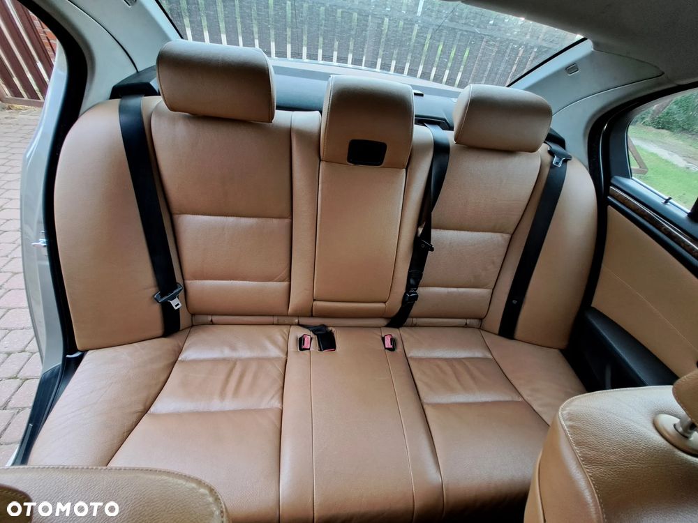 BMW Seria 5 520d - 22