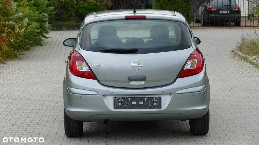 Opel Corsa 1.4 16V Energy - 3