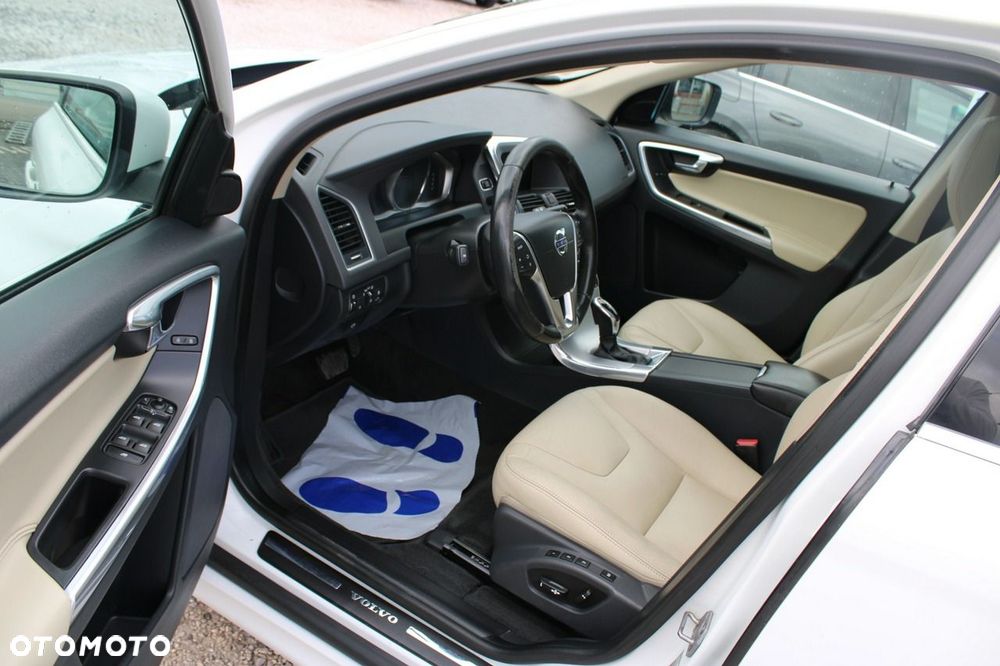 Volvo XC 60 - 18