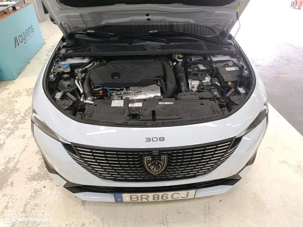 Peugeot 308 1.6 Hybrid Allure e-EAT8 - 31
