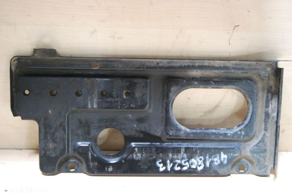 PODSTAWA AKUMULATORA 4B1805213 AUDI A6 C5 2.8 V6 - 4