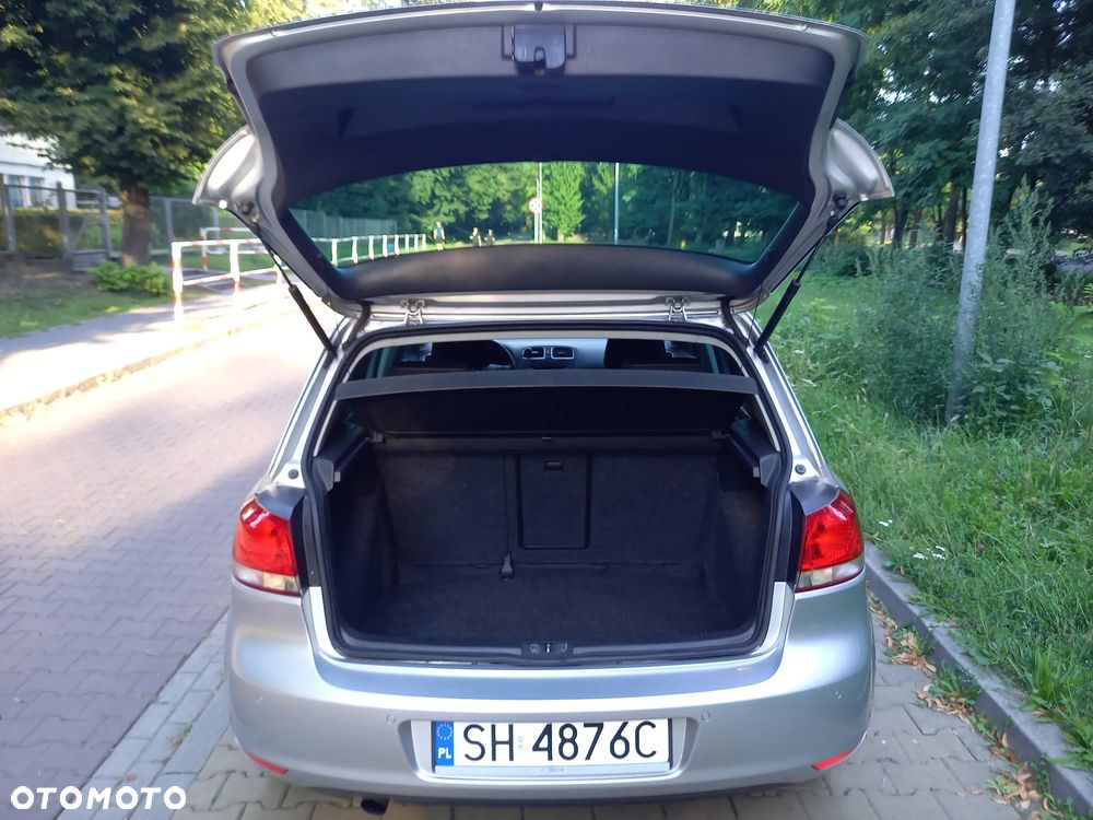Volkswagen Golf 1.6 TDI DPF Trendline - 25