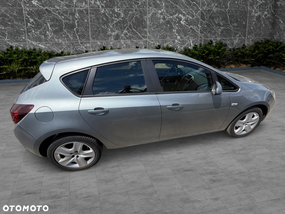 Opel Astra 1.6 ecoFLEX Start/Stop - 4