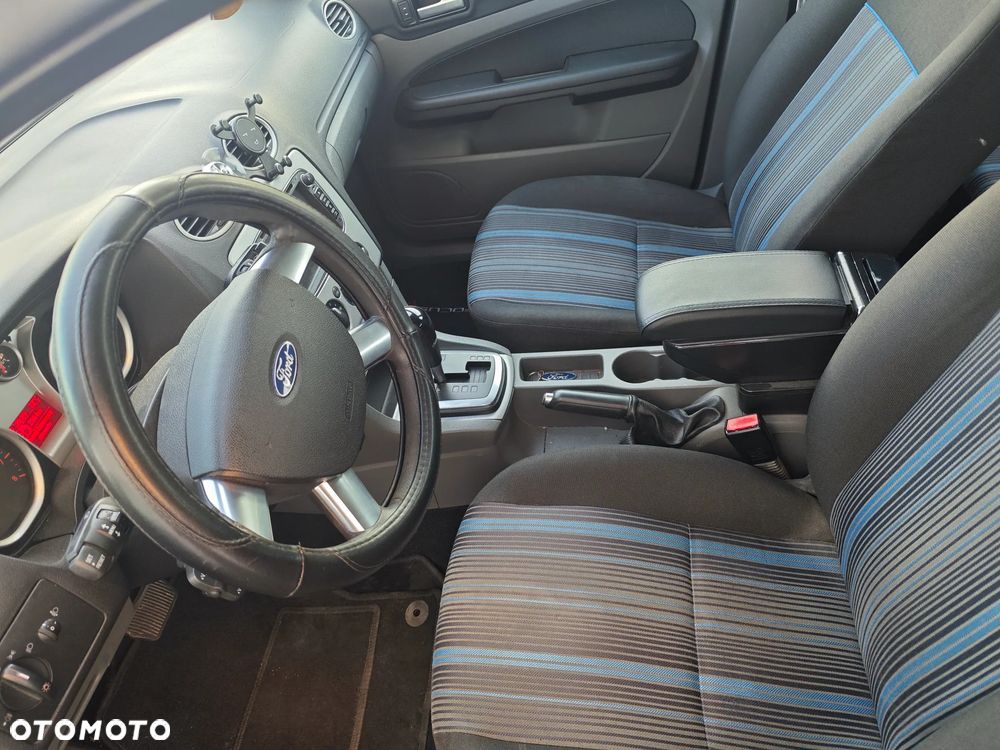 Ford Focus 1.6 Trend - 5