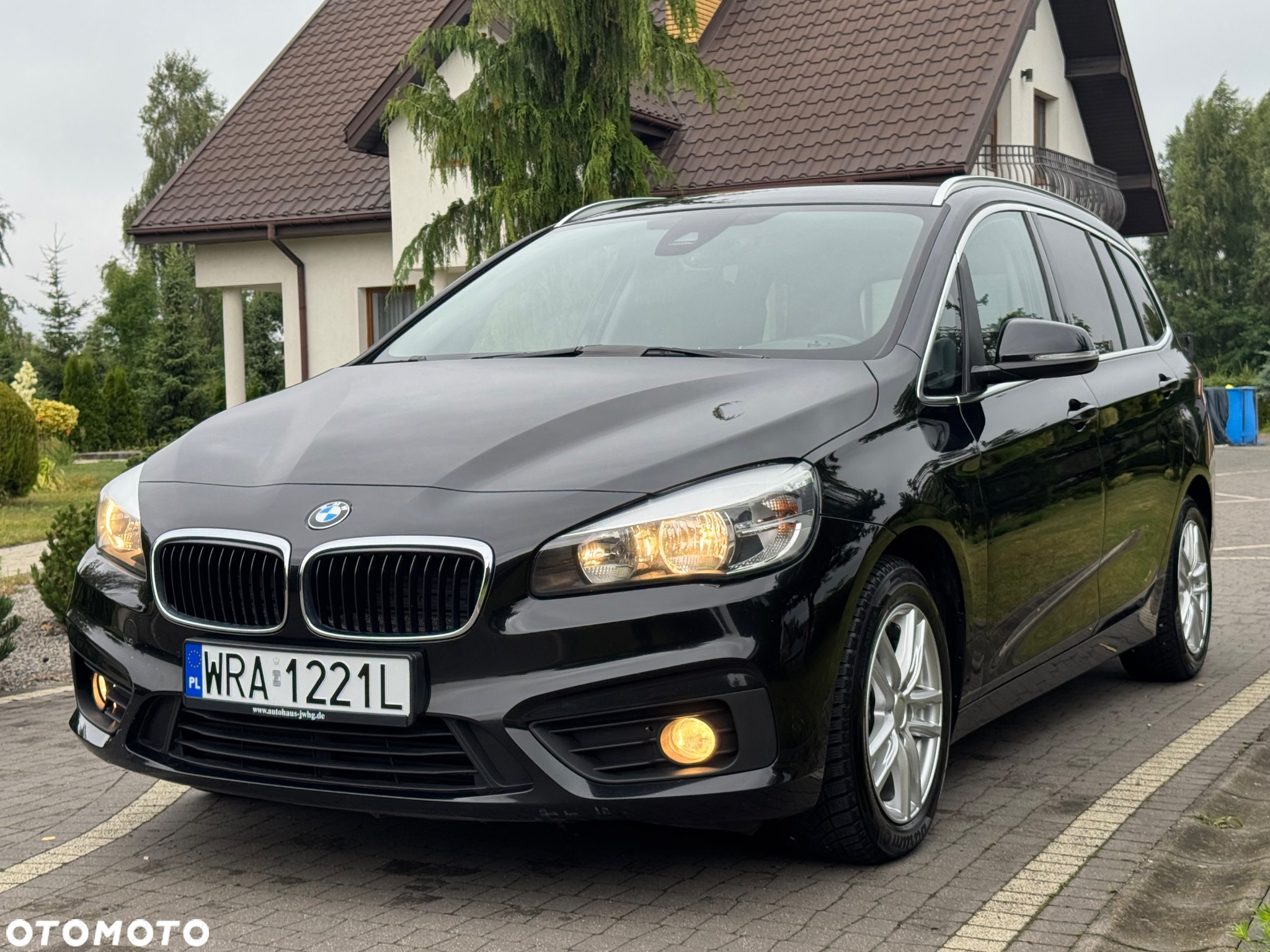 BMW Seria 2 218d Active Tourer - 32