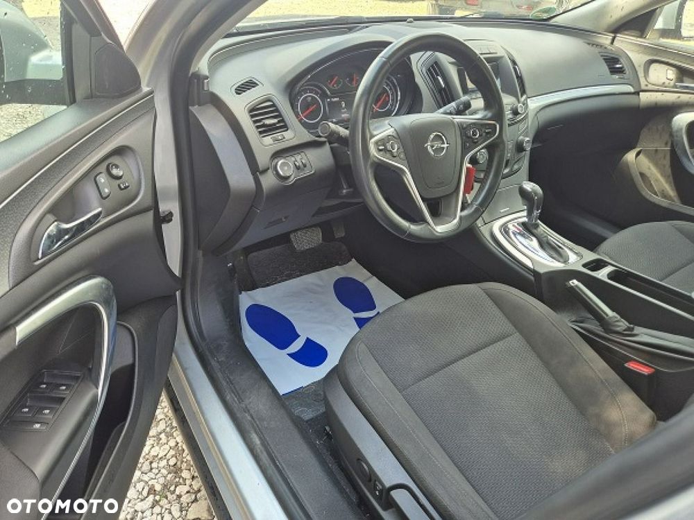 Opel Insignia - 12