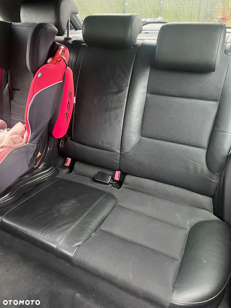 Audi A3 3-drzwiowe 2.0 TDI Ambition DSG - 9