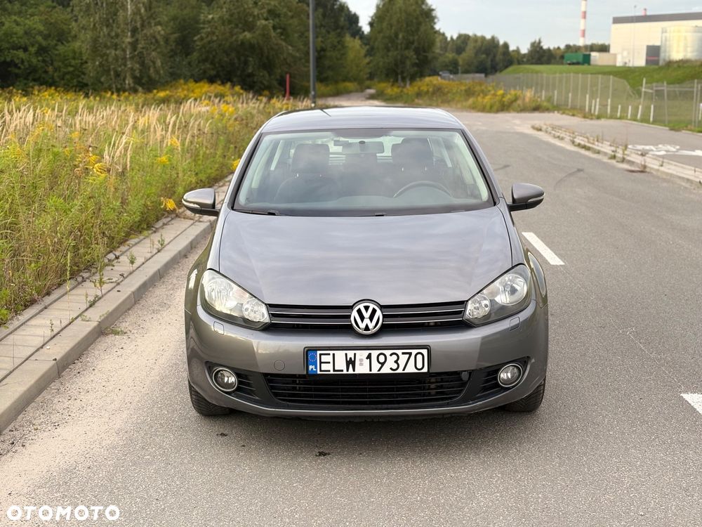 Volkswagen Golf - 2