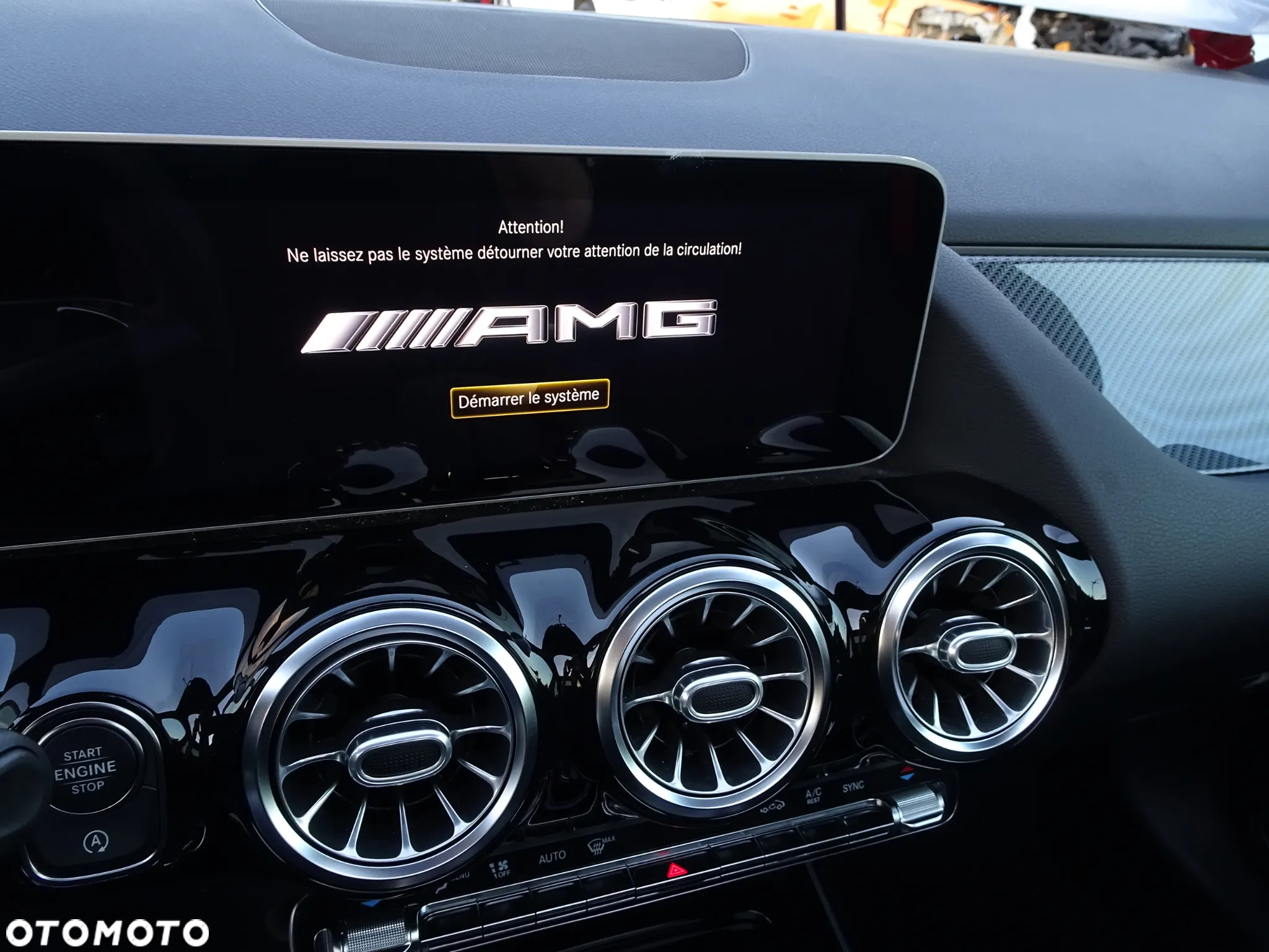 Mercedes-Benz GLA AMG 45 S 4-Matic+ - 26