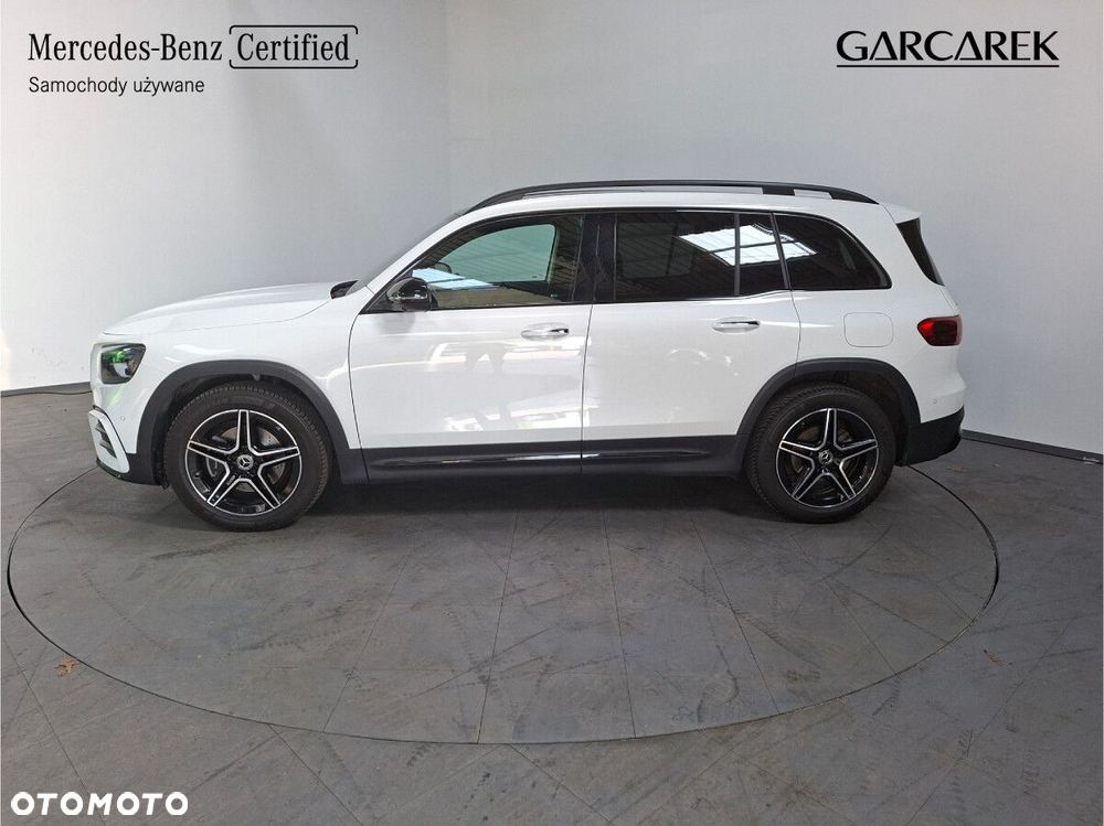 Mercedes-Benz GLB - 8