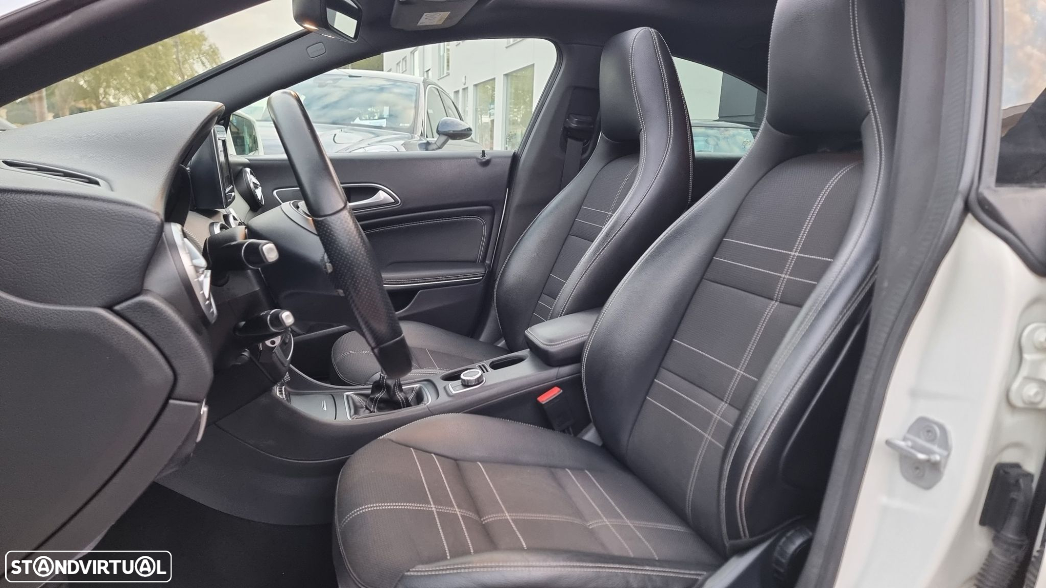 Mercedes-Benz CLA 200 CDi Urban - 40