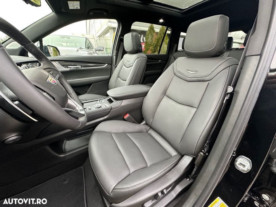 Cadillac XT6 - 14
