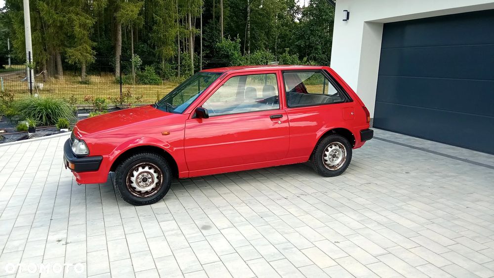 Toyota Starlet 1.0 E - 3