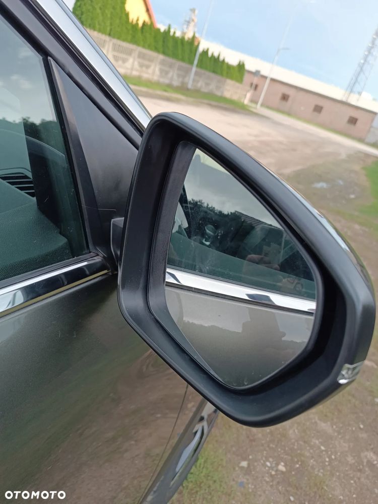 Peugeot 5008 BlueHDI 130 Allure Business-Paket - 30