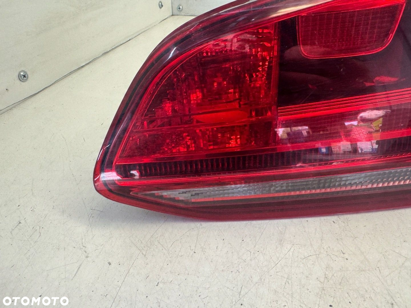 VW GOLF VII KOMBI LAMPA PRAWY TYŁ 5G9945094F - 2