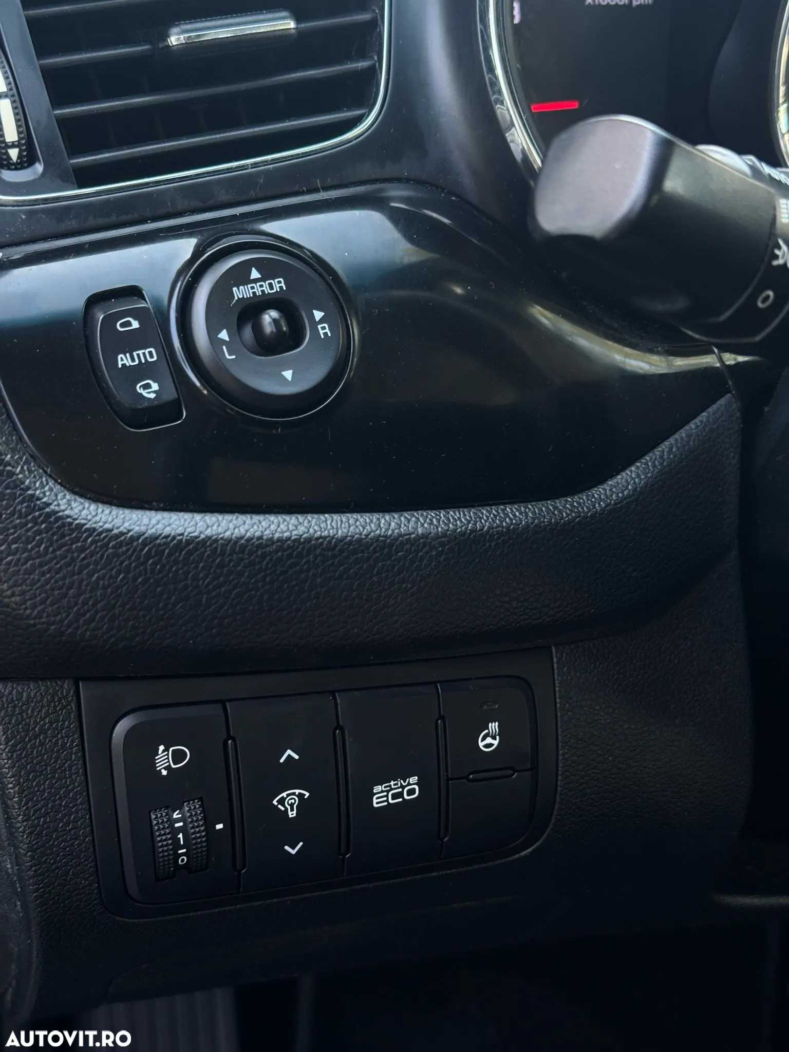 Kia Ceed - 40