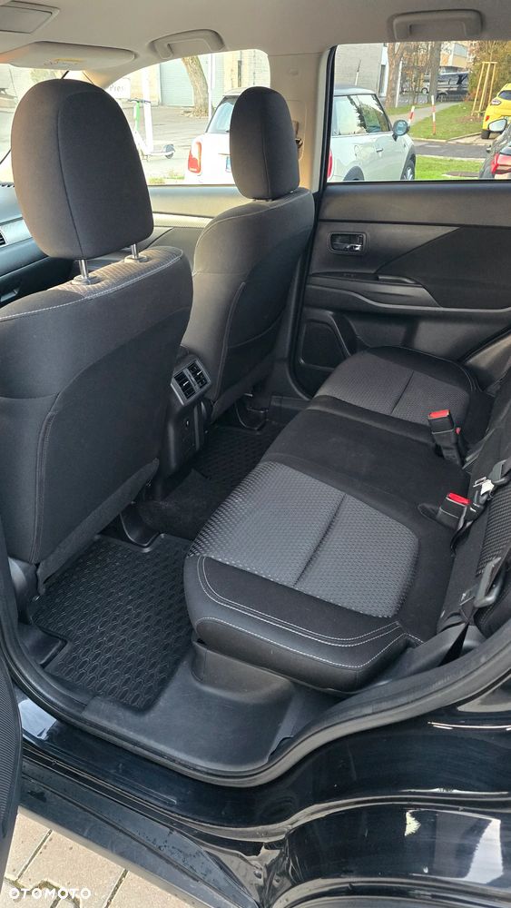 Mitsubishi Outlander 2.0 Intense + SDA 4WD CVT - 7