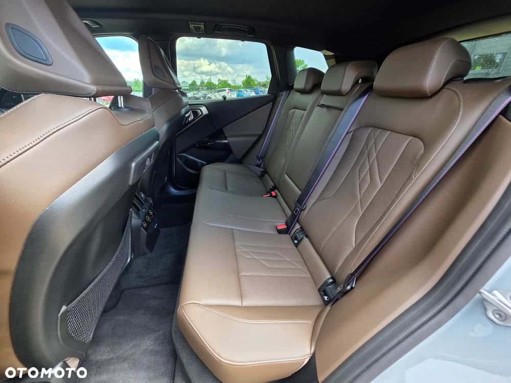 BMW X3 xM50 mHEV - 12