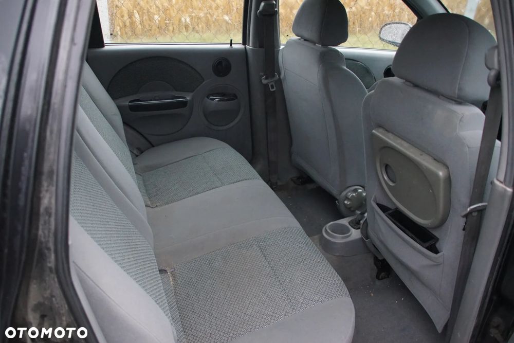 Auto na części - Daewoo Kalos 1.4 E-TEC II 94 KM F14D3 2005R Silnik Skrzynia Drzwi Maska Klapa Błotnik Zderzak Lampa Lusterko Klamka Deska Kokpit Sterownik Moduł Licznik Kierownica Panel - 13