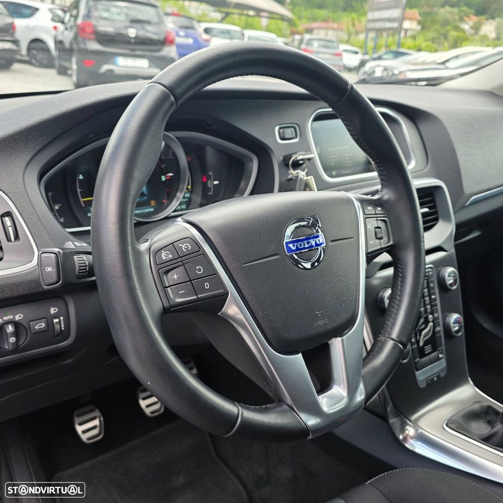 Volvo V40 1.6 D2 Momentum - 20