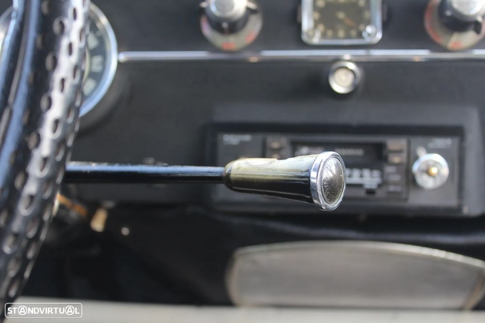 Austin Cambridge - 22