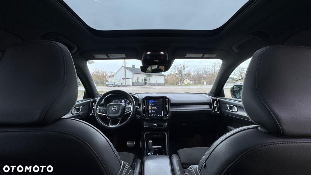 Volvo XC 40 T5 AWD R-Design - 11