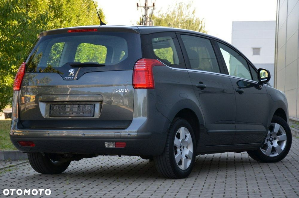 Peugeot 5008 - 9
