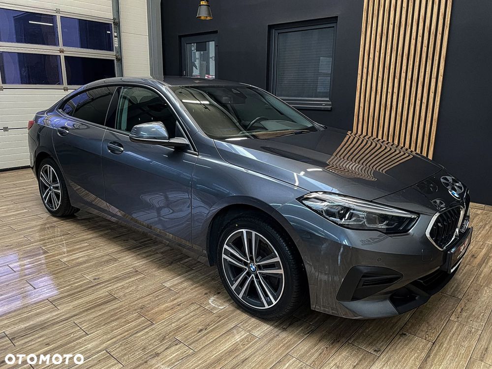 BMW Seria 2 218i - 6